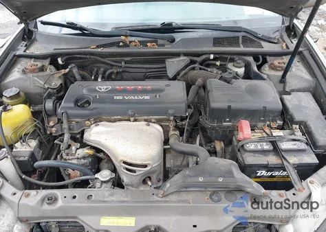 2004 Toyota Camry Le z USA, uszkodzony, nr VIN JTDBE32K440252303